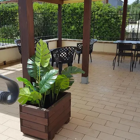 Relax - Terrazzo Vivibile, Clima E Navetta